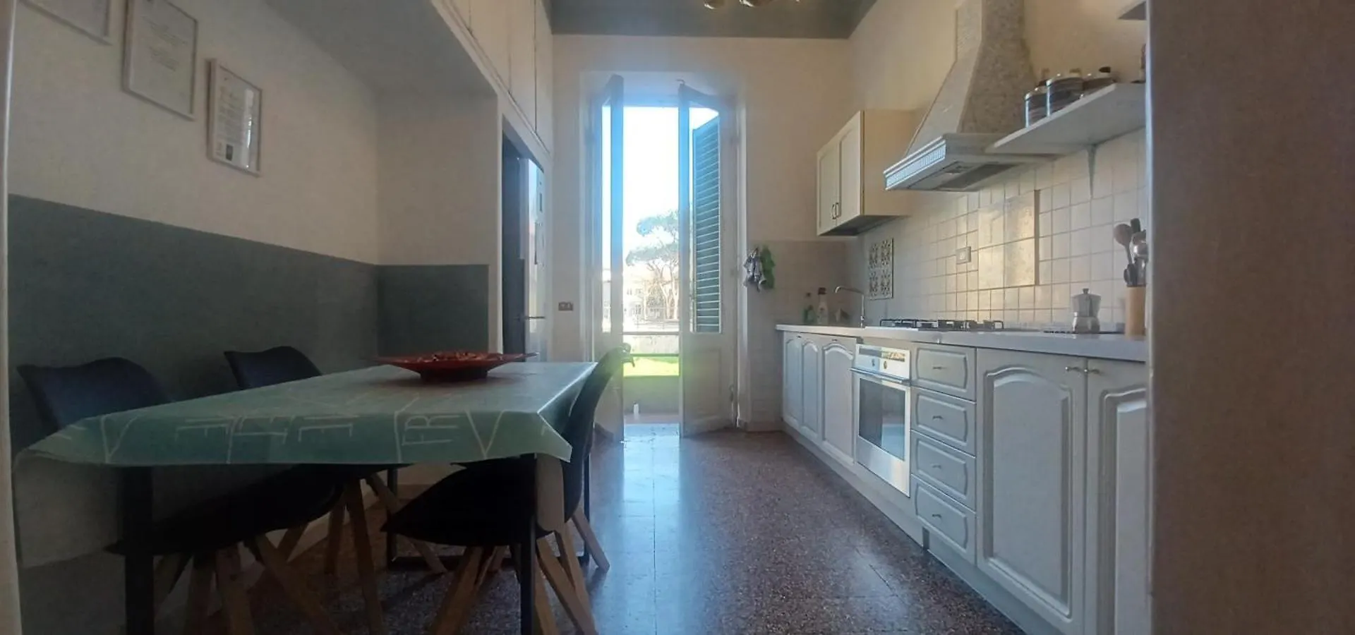 Home Sweet Home 3 - Affittacamere Lucca 0*,  Italia